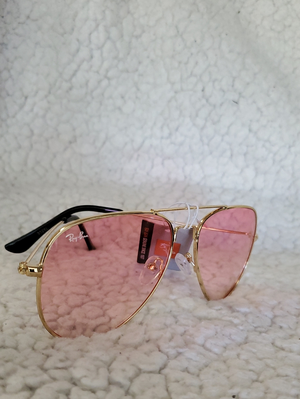 Ray-Ban Gold Frame Aviator Sunglasses with Pink Lenses